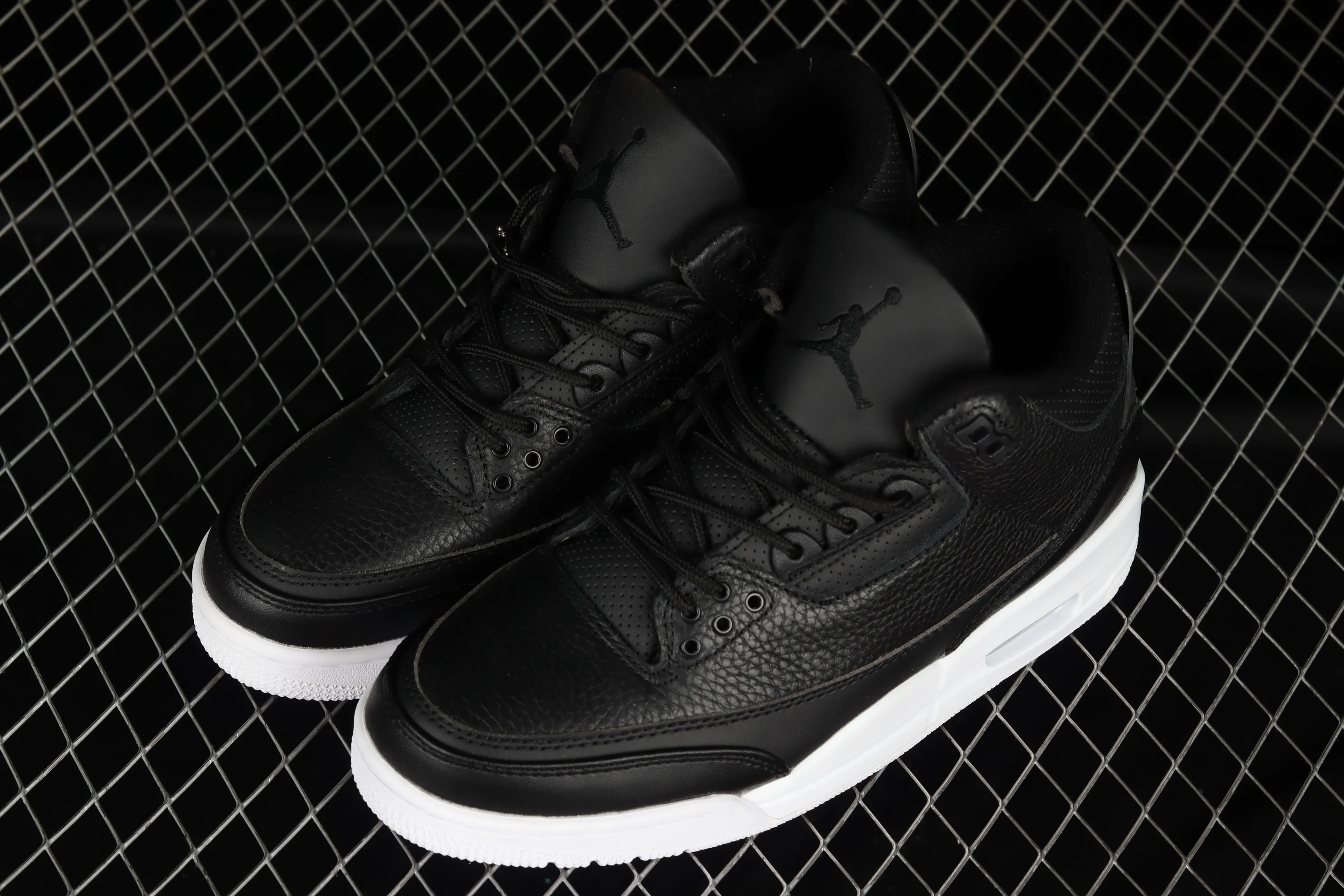 All categories Air Jordan Jordan series basketball shoes Air Jordan 3 Air Jordan 3 Retro "CYBER MONDAY" AJ3 Joe 3 black and white devil 136064-020